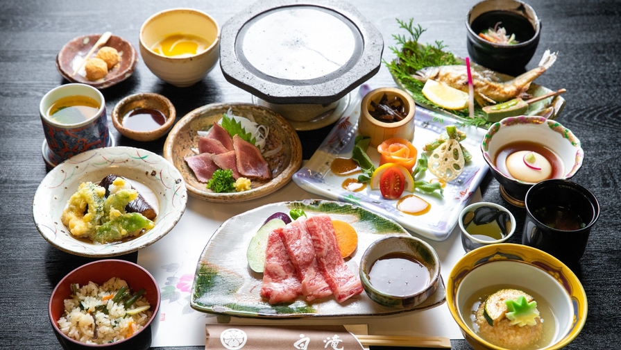 【 定番２食付 】季節の味に舌鼓！ 地元の山の幸を愉しむ